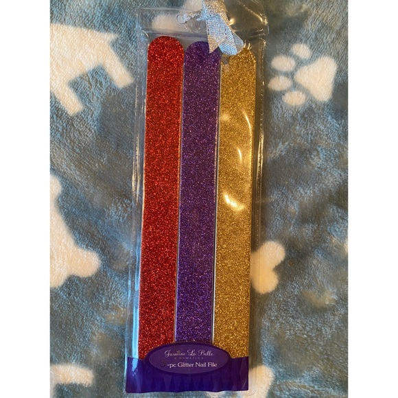 NWT 147 piece Nail Decor Set - Picture 9 of 12